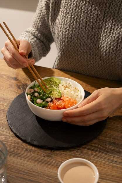 Использование ножа в украшении японских блюд